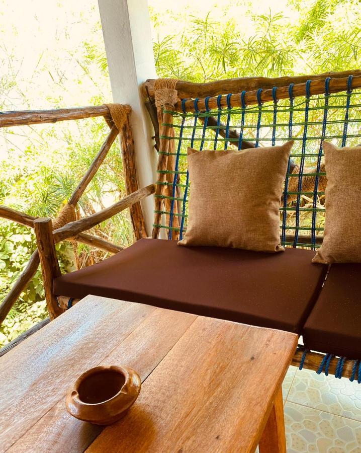 Helwas Zanzibar Beach Hotel Bwejuu Exteriör bild