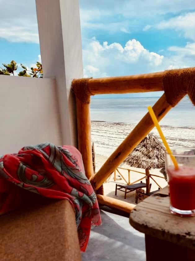 Helwas Zanzibar Beach Hotel Bwejuu Exteriör bild