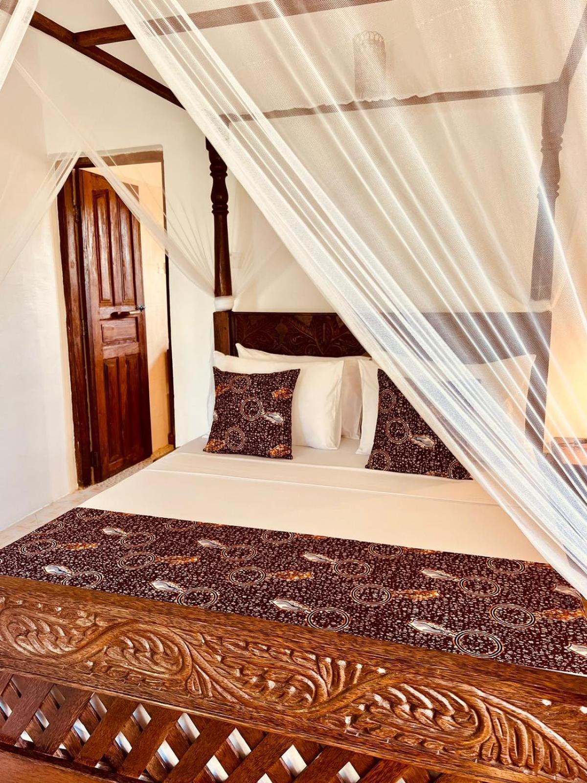 Helwas Zanzibar Beach Hotel Bwejuu Exteriör bild